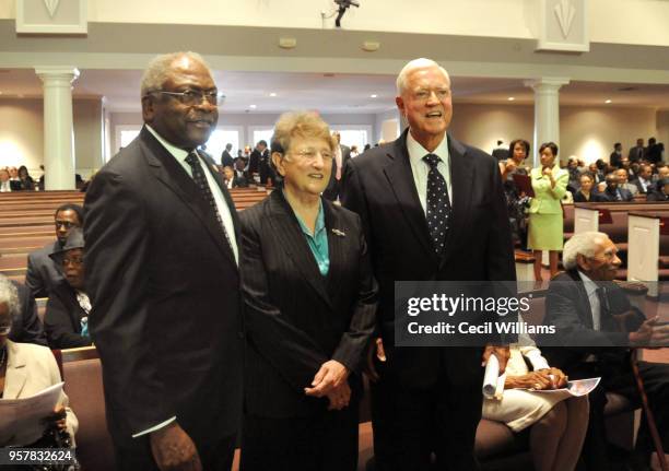 Portrait of, from left, US Representative Jim Clyburn, South Carolina Chief Justice Joan H Toal, and US Senator Fritz Hollings as they attend the...