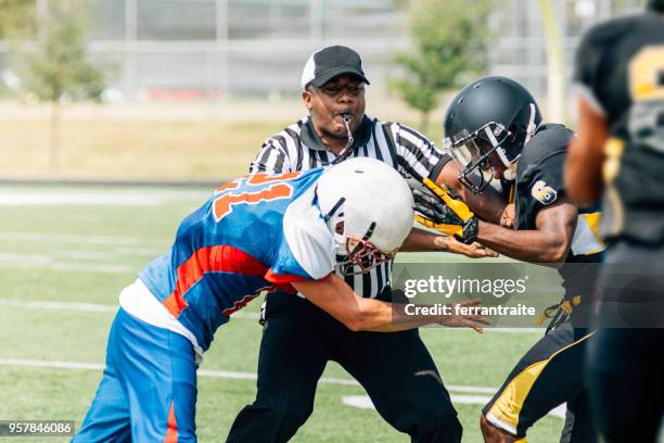 juiz de futebol americano - juiz de futebol americano - fotografias e filmes do acervo