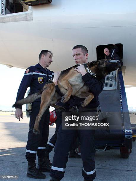 Freedom French Rescue 55 Relief And Rescue Effort Continues Following Earthquake Stock Photos ...