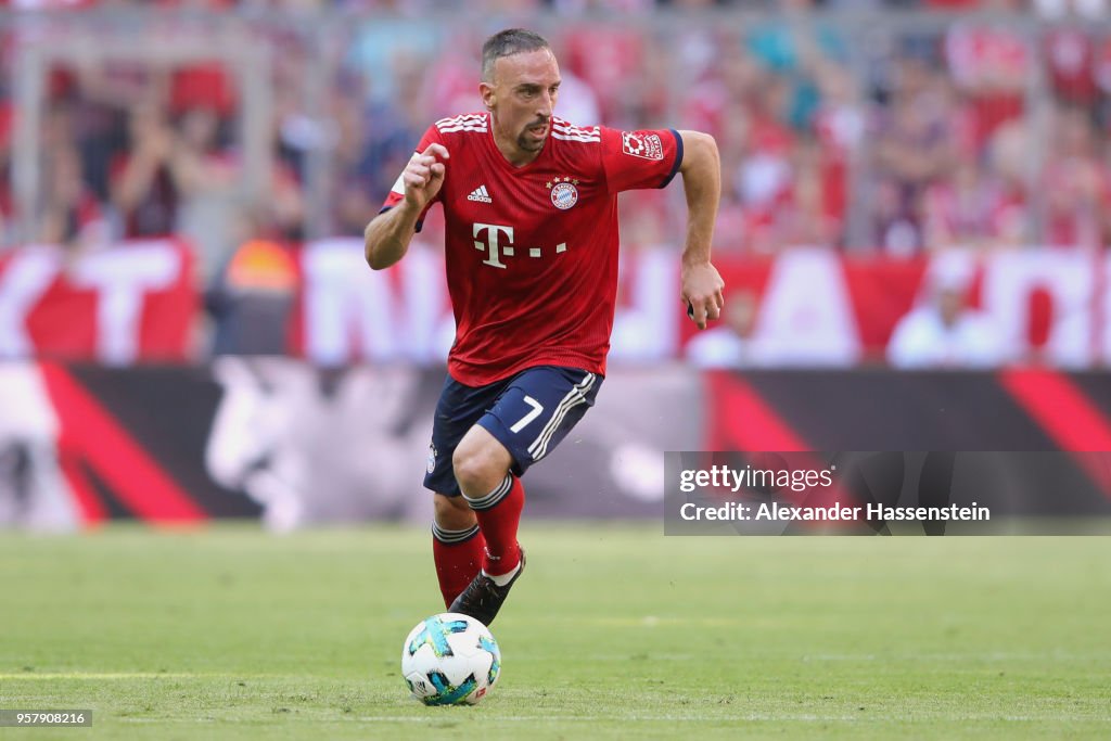 FC Bayern Muenchen v VfB Stuttgart - Bundesliga