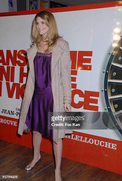 Alice Taglioni attends the "Sans Haine ni Arme ni Violence" Paris Premiere at the Paramount Opera on April 07, 2008 in Paris, France.