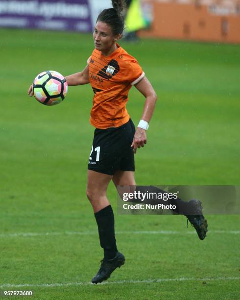 Taylor O'Leary of London Bees during Women's Super League 2 match between London Bees against Sheffield FC Ladies at The Hive Barnet on 12 May 2017