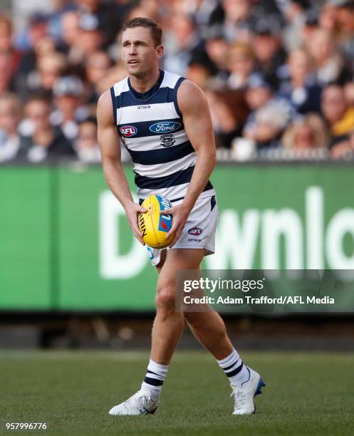 Joel Selwood of the Cats in action during the 2018 AFL round eight match between the Collingwood Magpies and the Geelong Cats at the Melbourne...