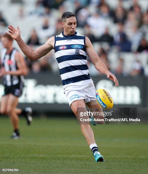 Harry Taylor of the Cats kicks the ball during the 2018 AFL round eight match between the Collingwood Magpies and the Geelong Cats at the Melbourne...