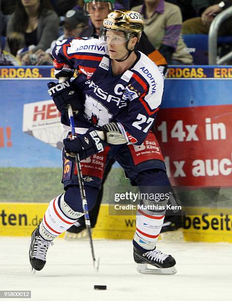 Steve Walker of Berlin in action during the DEL Bundesliga match between EHC Eisbaeren Berlin and Adler Mannheim at O2 World stadium on January 15,...