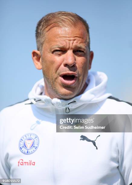 Headcoach Markus Anfang of Holstein Kiel looks on prior to the Second Bundesliga match between Holstein Kiel and Eintracht Braunschweig at...