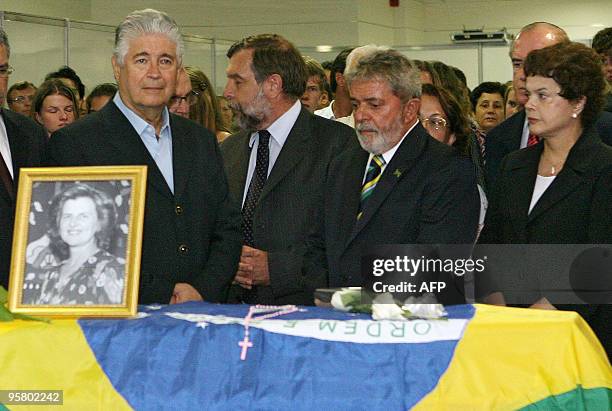 Brazilian President Luiz Inacio Lula da Silva and Chief of the Civilian Household of the Presidency and upcoming presidential candidate Dilma Roussef...