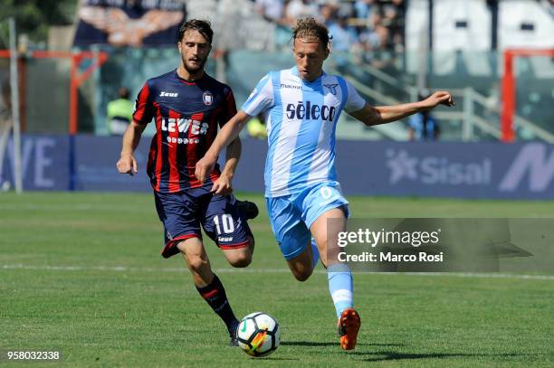 Lucas Leiva of SS Lazio in action during the serie A match between FC Crotone and SS Lazio at Stadio Comunale Ezio Scida on May 13, 2018 in Crotone,...