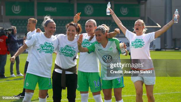 Zsanett Jakabfi, Vanessa Bernauer, Noelle Maritz, Anna Blaesse and Alexandra Popp of Wolfsburg celebration after the Allianz Frauen Bundesliga match...