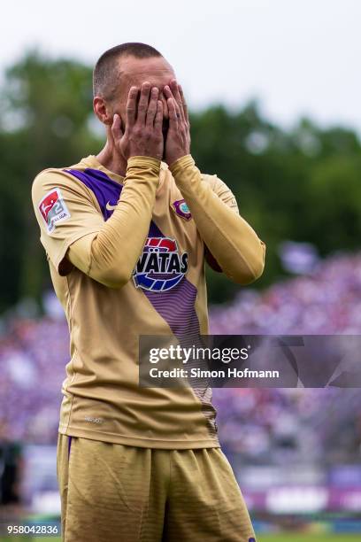 Christian Tiffert of Aue reacts during the Second Bundesliga match between SV Darmstadt 98 and FC Erzgebirge Aue at Jonathan-Heimes-Stadion am...