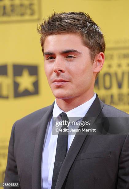 Actor Zac Efron arrives at the 15th annual Critics' Choice Movie Awards held at the Hollywood Palladium on January 15, 2010 in Hollywood, California.