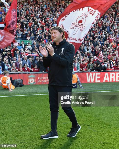 Peter Krawietz Second assistant coach of Liverpool shows his appreciation to the fans at the end of the Premier League match between Liverpool and...