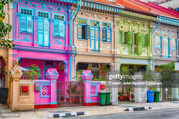 singapore, shophouses on koon seng road - stadt singapur stock-fotos und bilder