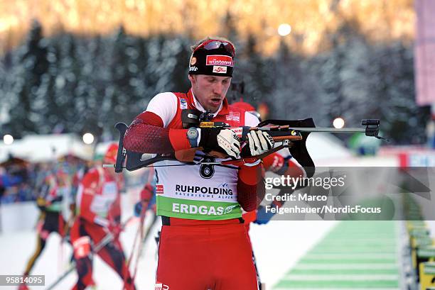 Dominik Landertinger of Austria competes during the men's mass in the e.on Ruhrgas IBU Biathlon World Cup on January 16, 2010 in Ruhpolding, Germany.