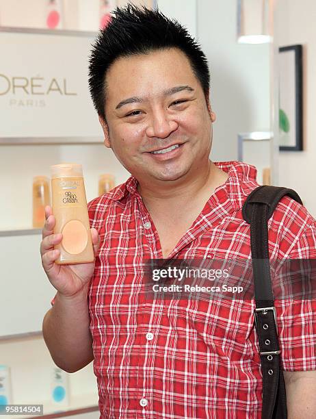 Actor Rex Lee poses with the L'Oreal display during the HBO Luxury Lounge in honor of the 67th annual Golden Globe Awards held at the Four Seasons...