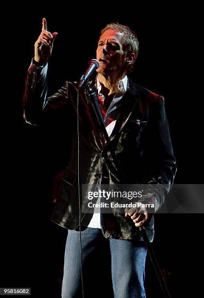 Michael Bolton performs at City Hall on January 16, 2010 in Madrid, Spain.