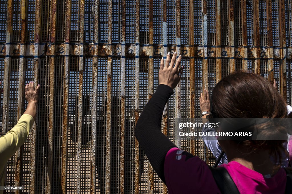 MEXICO-US-MIGRATION-MOTHERS-DAY