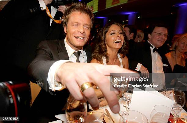 Host Oliver Geissen and wife actress Christina Plate attend the 37th German Filmball 2010 at the Hotel Bayerischer Hof on January 16, 2010 in Munich,...