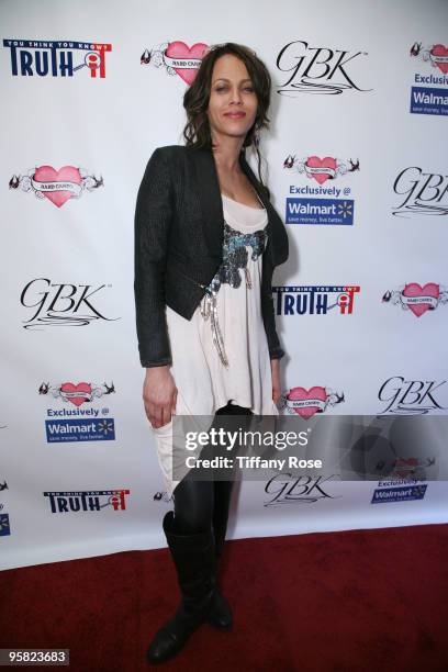 Actress Nicole Ari Parker attends GBK's Gift Lounge for the 2010 Golden Globes Nominees and Presenters Day 2 at the Mondrian Hotel on January 16,...