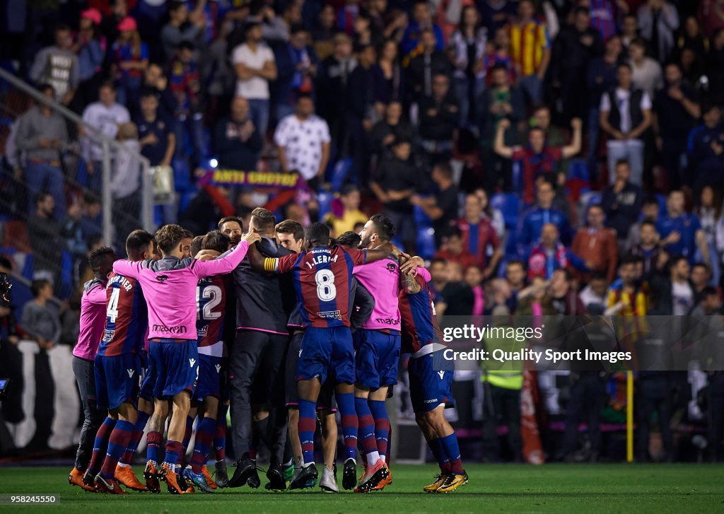 Levante v Barcelona - La Liga