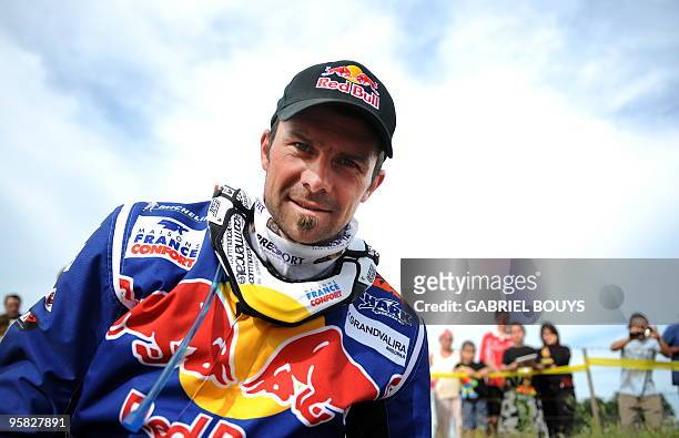 France's Cyril Despres poses before the start of the 14th stage of the Dakar 2010, between Santa Rosa and Buenos Aires, Argentina on January 16,...