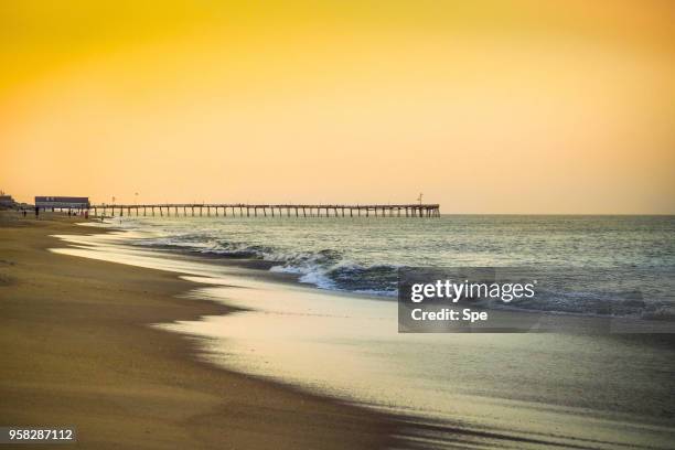 outer banks beach at sunset - outer banks stock pictures, royalty-free photos & images