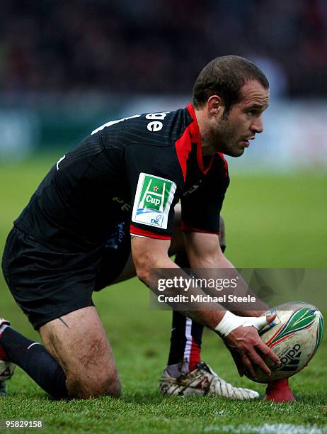 Frederic Michalak of Toulouse lines up a conversion kick during the Toulouse v Harlequins Heineken Cup Pool 5 match at the Stade Ernest Wallon on...