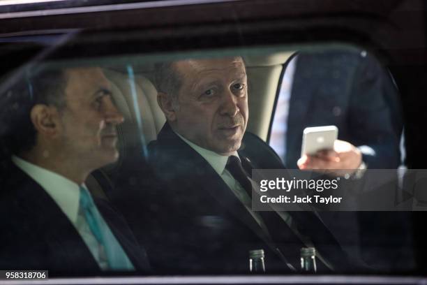 Turkish President Recep Tayyip Erdogan leaves by car after speaking at Chatham House on May 14, 2018 in London, England. Turkish President Mr Erdogan...