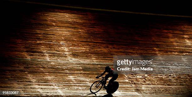 Carolina Leal competes during the national cycling championship Copa Federacion at National Center for High Performance on January 17, 2010 in Mexico...