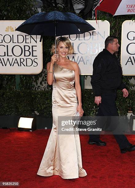 Actress Julie Benz arrives at the 67th Annual Golden Globe Awards at The Beverly Hilton Hotel on January 17, 2010 in Beverly Hills, California.