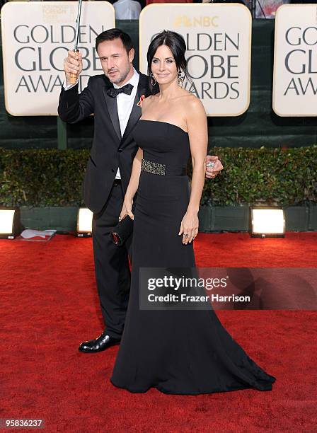 Actor David Arquette and actress Courteney Cox-Arquette arrive at the 67th Annual Golden Globe Awards held at The Beverly Hilton Hotel on January 17,...