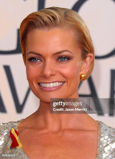 Actress Jaime Pressly arrives at the 67th Annual Golden Globe Awards held at The Beverly Hilton Hotel on January 17, 2010 in Beverly Hills,...
