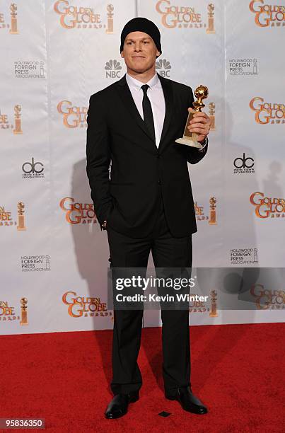 Actor Michael C. Hall poses with his Best Performance by an Actor in a Television Series - Drama award for "Dexter" in the press room at the 67th...