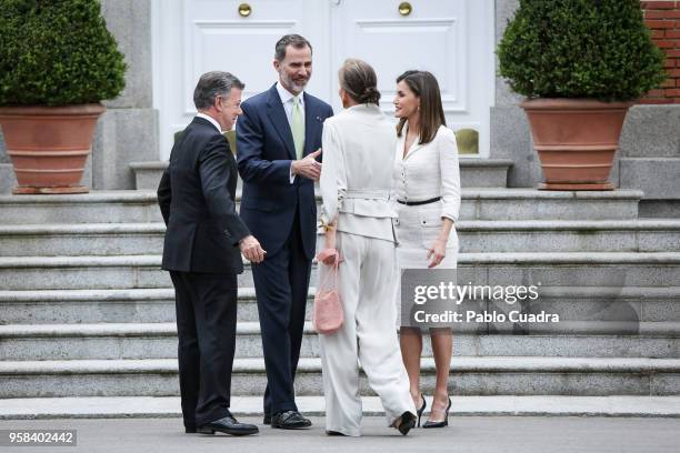 King Felipe VI of Spain and Queen Letizia of Spain receive President of Colombia Juan Manuel Santos Calderon and wife Maria Clemencia Rodriguez de...