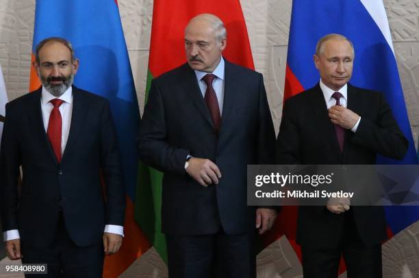 Armemian Prime Minister Nikol Pashinyan, Belarussian President Alexander Lukashenko, Russian President Vladimir Putin pose for a photo during the...