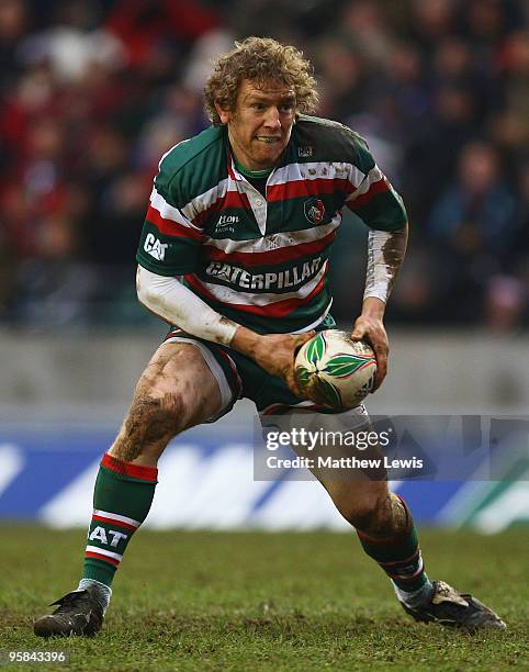 Sam Vesty of Leicester in action during the Heineken Cup match between Leicester Tigers and Viadana at Welford Road on January 16, 2010 in Leicester,...