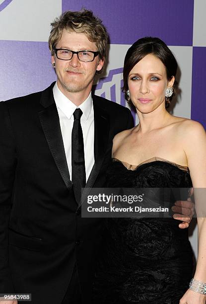 Vera Farmiga Husband Photos and Premium High Res Pictures - Getty Images