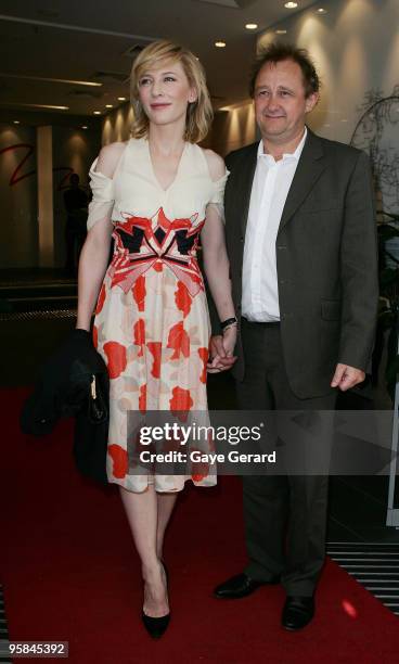 Cate Blanchett and Andrew Upton arrive at the 2009 Sydney Theatre Awards, rewarding work from the 2009 calendar, at Club Swans on January 18, 2010 in...