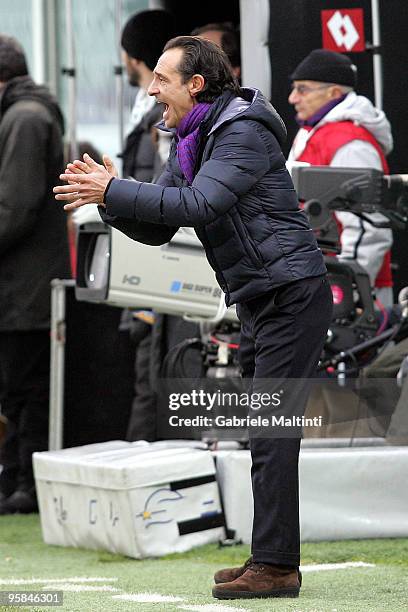 Fiorentina head coach Cesare Prandelli gestures during the Serie A match between Fiorentina and Bologna at Stadio Artemio Franchi on January 17, 2010...