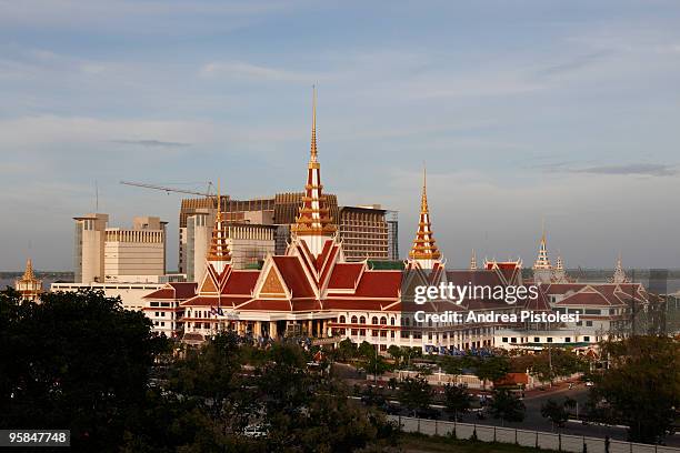 modern architecture in phnom penh - phnom penh stock pictures, royalty-free photos & images