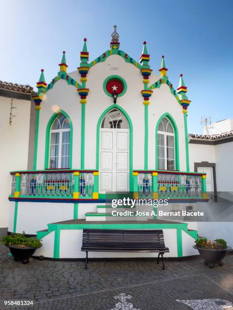 chapel of the city, town of  doce ribeiras in on terceira island in the azores, portugal. - doce stock-fotos und bilder