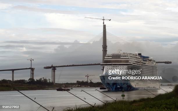 View of a cruise ship crossing the Panama Canal in the Agua Clara locks in Colon 80 km northwest from Panama City. - The Norwegian Cruise Line's...