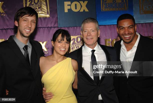 Actors Joel Moore, Michelle Rodriguez, Stephen Lang and Laz Alonso attend Fox's 2010 Golden Globes Awards Party at Craft on January 17, 2010 in...