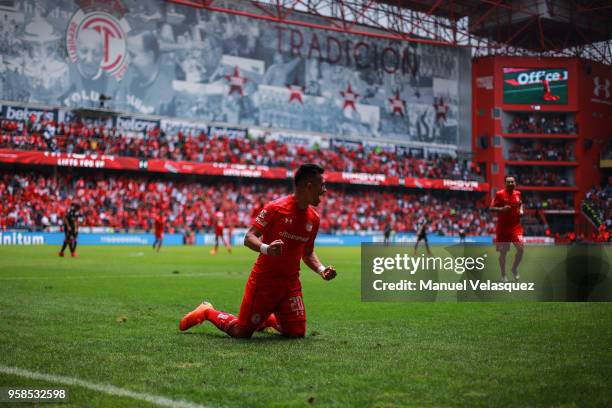 Fernando Uribe of Toluca celebrates after scoring the second goal of his team during the semifinals second leg match between Toluca and Tijuana as...