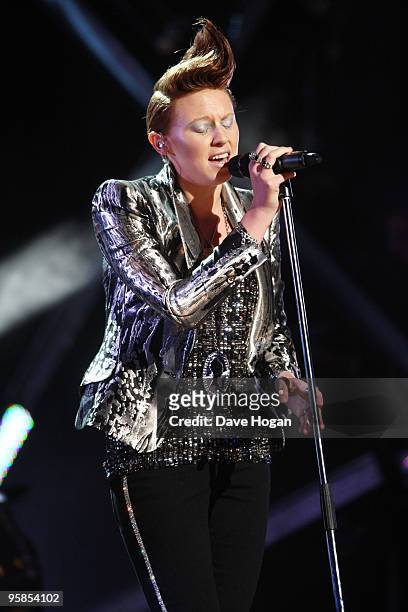 La Roux performs at the Brit Awards 2010 launch held the at The Indigo 02 on January 18, 2010 in London, England.