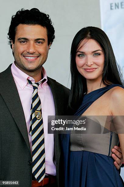 Actors Blanca Soto and Jaime Camil attend a press conference to launch the movie 'Regresa' at Habita Hotel on January 18, 2010 in Mexico City, Mexico.