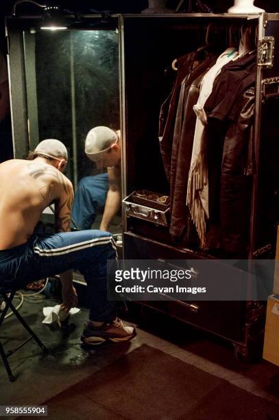 Backstage Garderobe Stock Photos, Pictures, and Images - Images