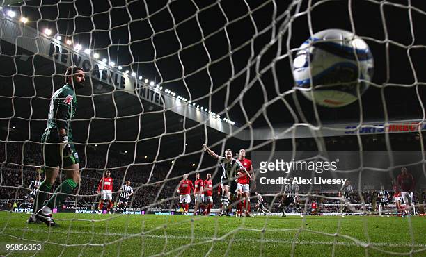 Scott Carson of West Bromwich Albion can only look on as Danny Guthrie of Newcastle United scores his goal from a free kick during the Coca-Cola...