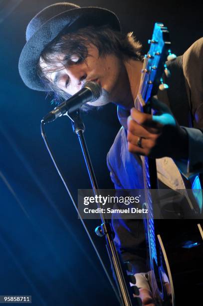 Pete Doherty performs live for a surprise show at La Fleche d'Or on January 18, 2010 in Paris, France.