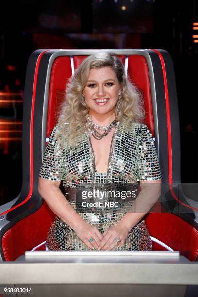 Live Semi Finals" Episode 1418A -- Pictured: Kelly Clarkson --
